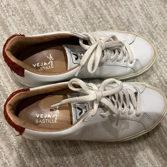 Veja Women’s Esplar Sneaker in White w Burgundy Snakeskin Size 37 - Picture 8 of 12